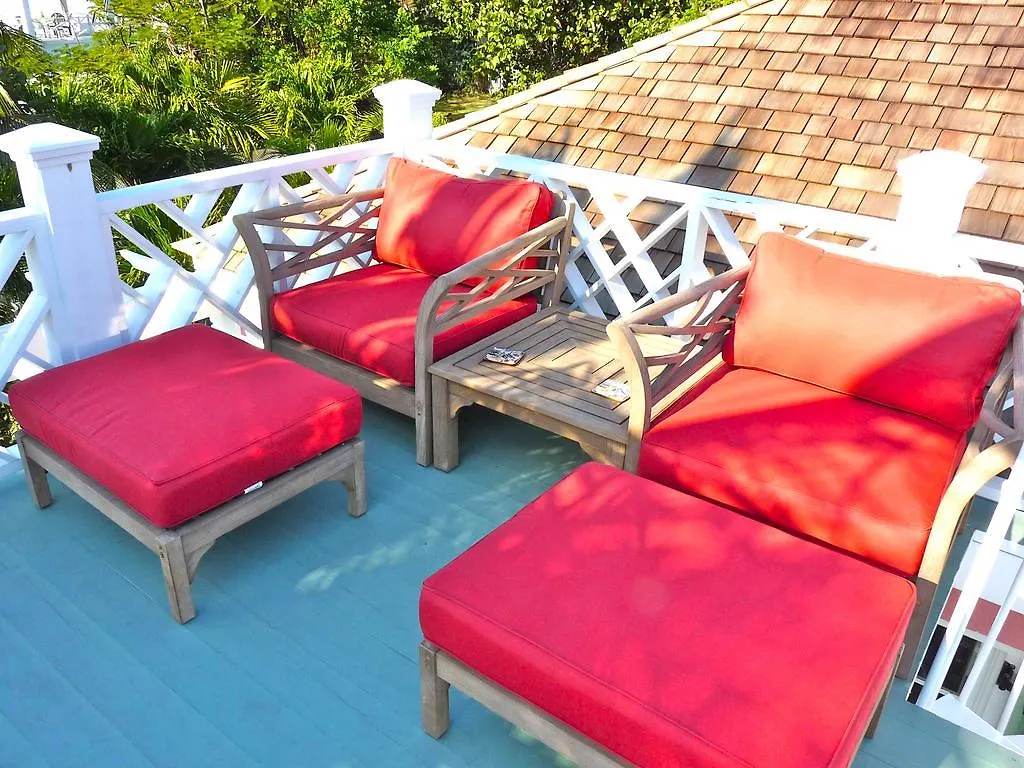 Strawberry House Harbour Island Hotel Bahamas